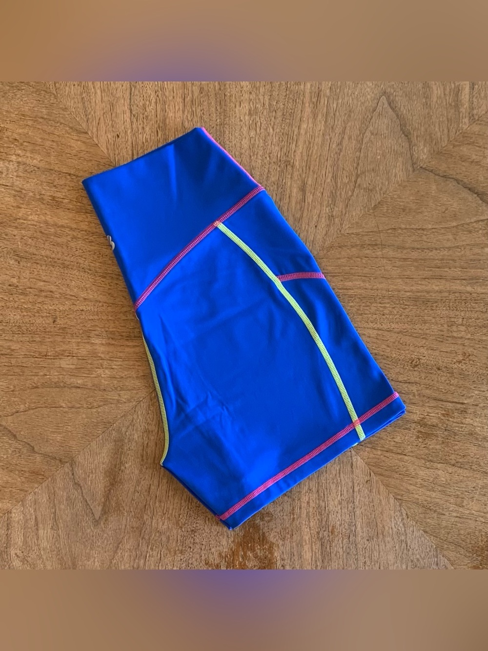 BuffBunny H2O / Multi Wave Shorts